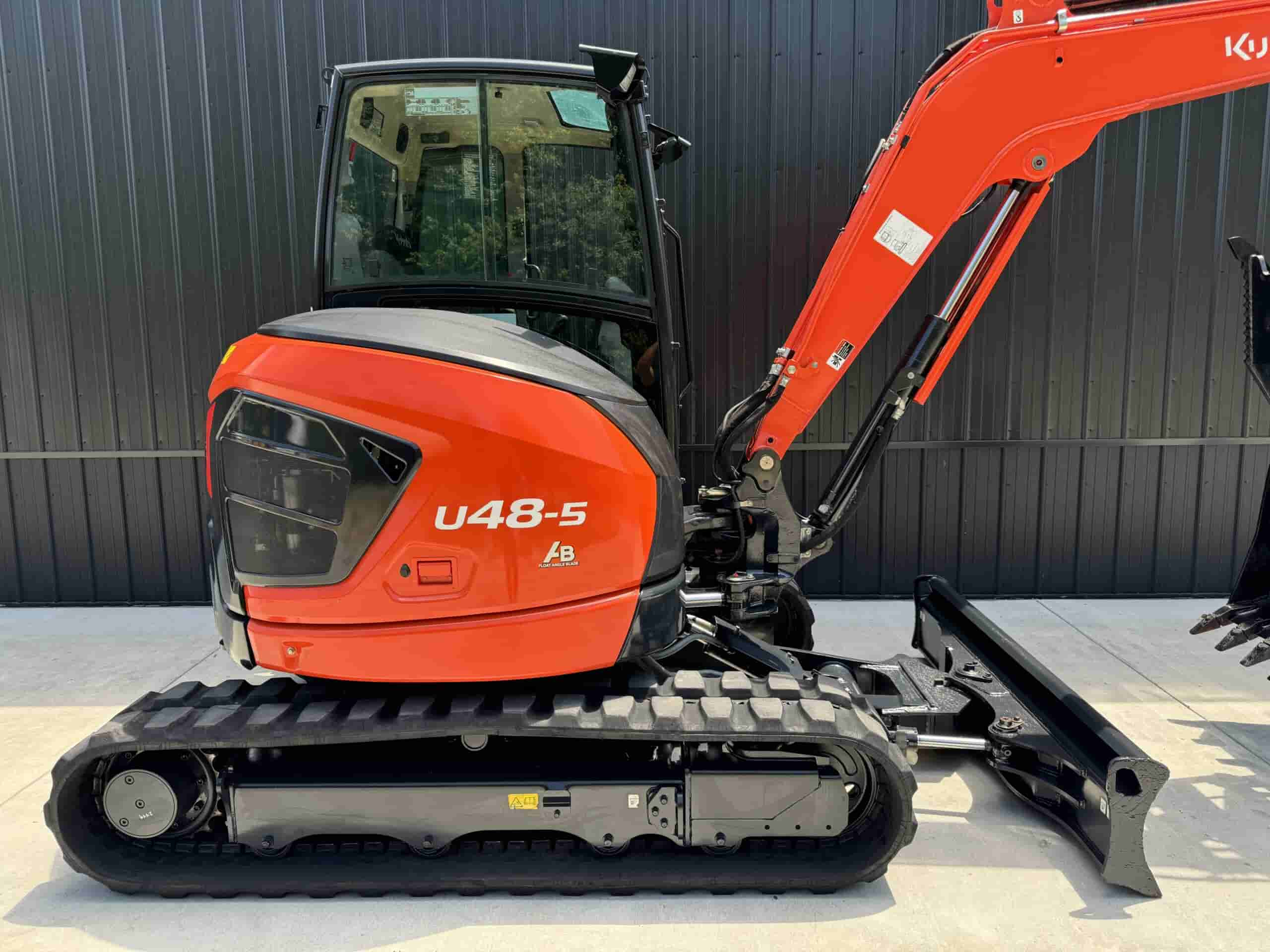 2021 KUBOTA U48-5
